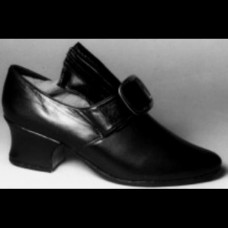 Martha Black Shoe 15% off MSRP of in-stock sizes